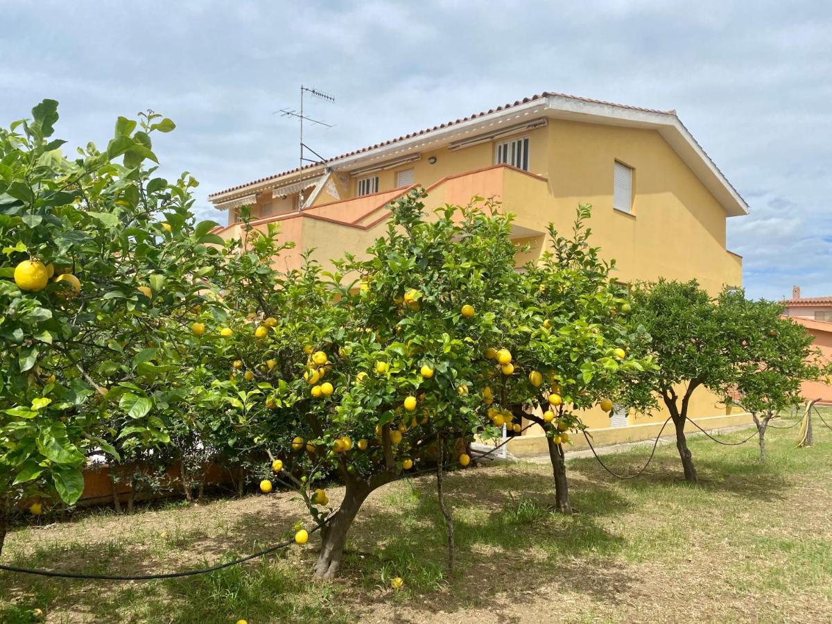 Lemon Apartments Villasimius Dış mekan fotoğraf